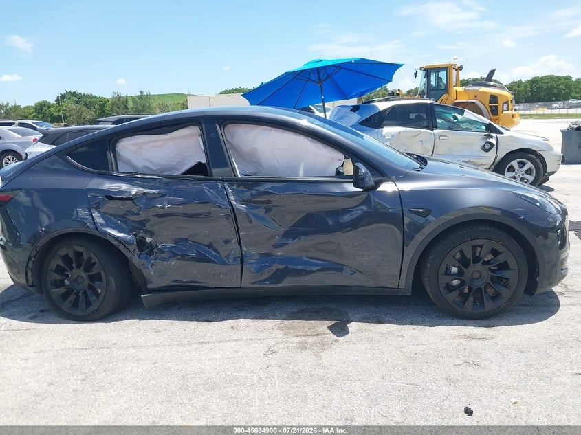 2024 Tesla Model Y Long Range Dual Motor All-Wheel Drive VIN: 7SAYGDEE2RA255659 Lot: 45684900