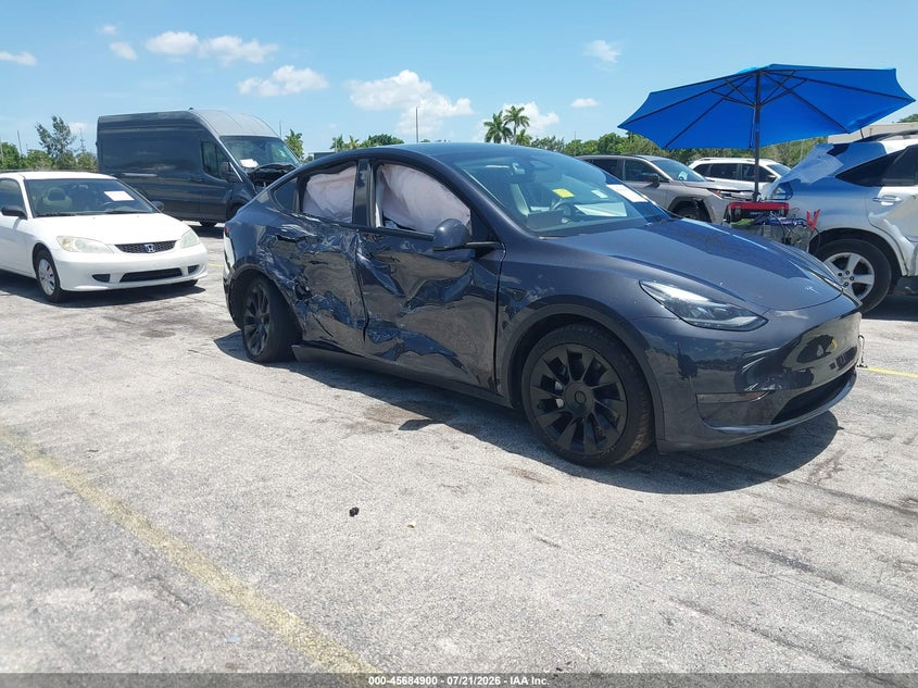 2024 Tesla Model Y Long Range Dual Motor All-Wheel Drive VIN: 7SAYGDEE2RA255659 Lot: 45684900