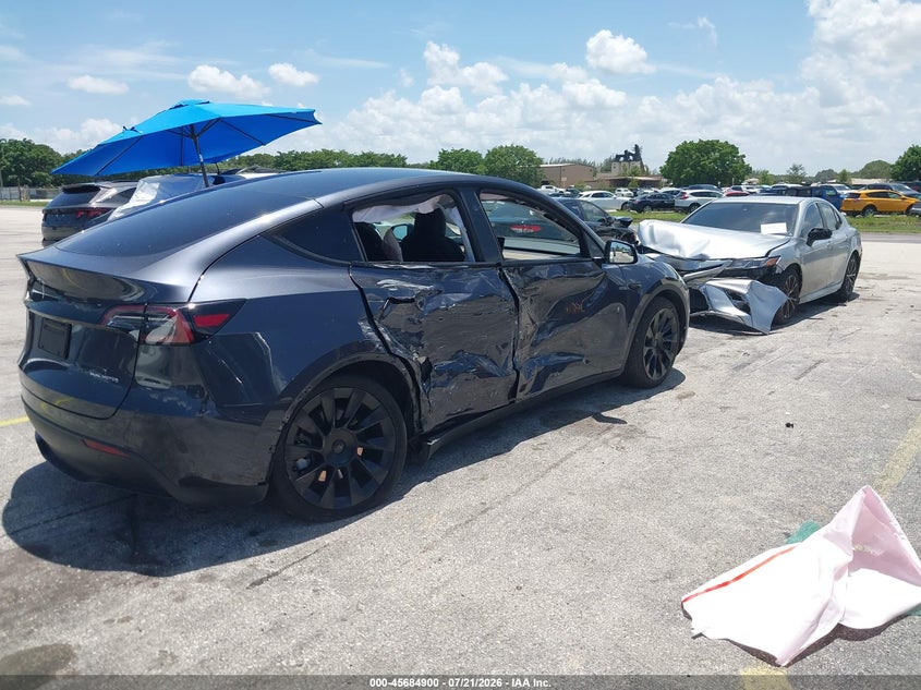 2024 Tesla Model Y Long Range Dual Motor All-Wheel Drive VIN: 7SAYGDEE2RA255659 Lot: 45684900