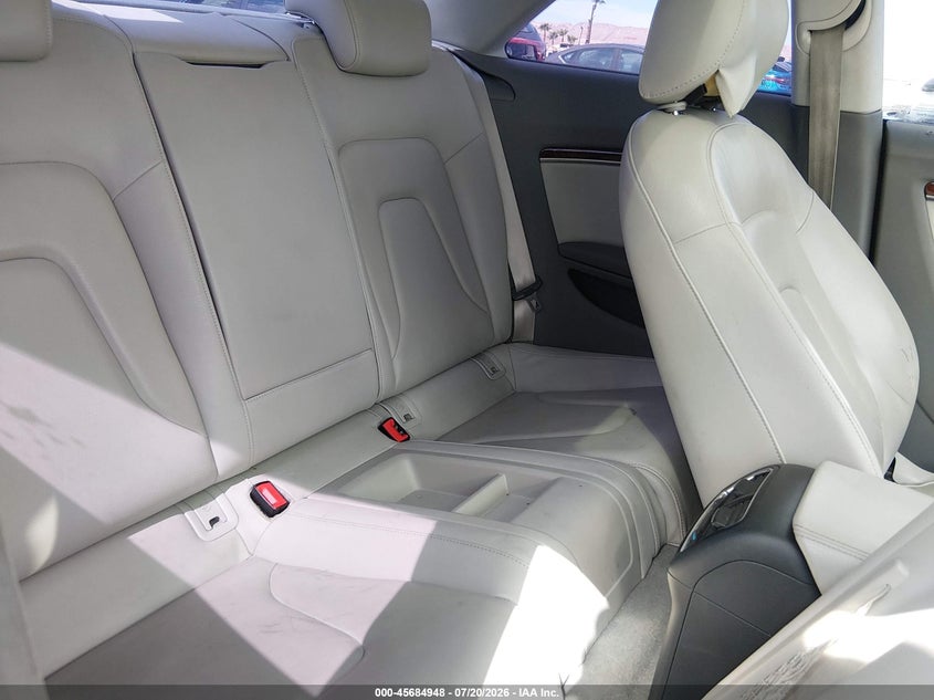 2010 Audi A5 2.0T Premium VIN: WAULFAFR4AA044485 Lot: 45684948