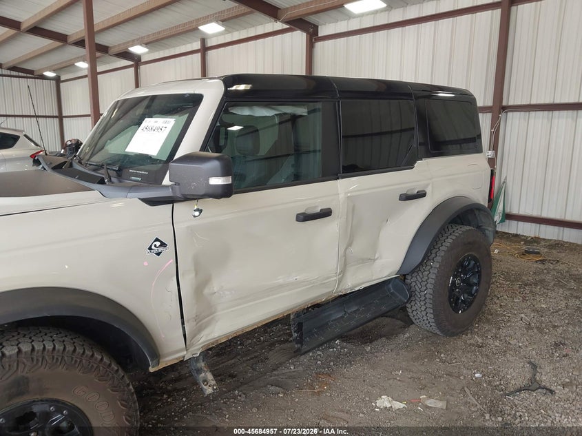 2025 FORD BRONCO auction photo 6