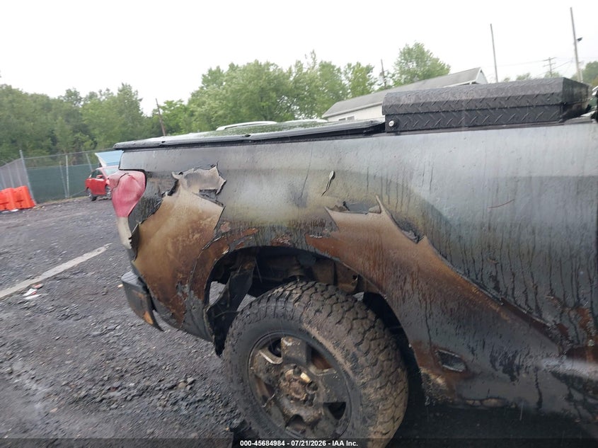 2010 Toyota Tundra Grade 5.7L V8 VIN: 5TFUY5F10AX113771 Lot: 45684984