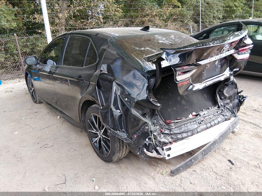 2024 TOYOTA CAMRY auction photo 3