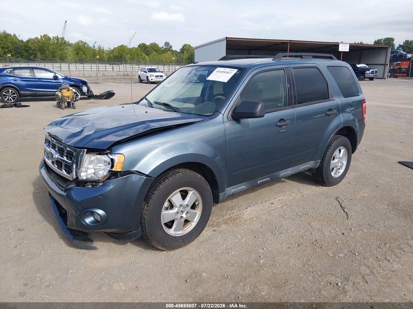 Vin: 1fmcu0dg3bkb82319, lot: 46183616, ford escape xlt 20112