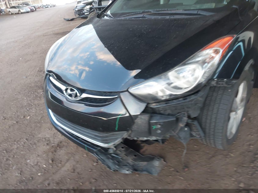 2013 Hyundai Elantra Gls VIN: KMHDH4AE2DU946493 Lot: 45685010