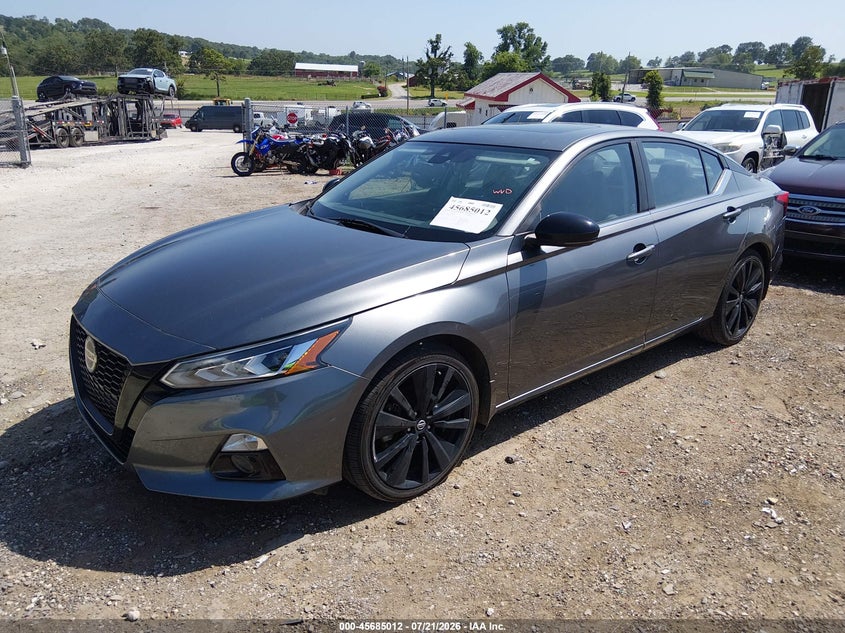 2022 Nissan Altima, Right Front, IAAI, VIN 1N4BL4CV7NN379447 — photo 2