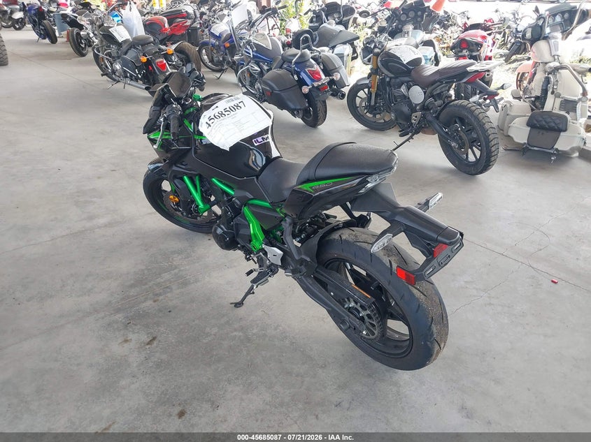 2025 KAWASAKI ER650 auction photo 3