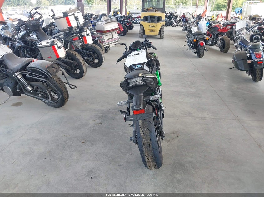 2025 KAWASAKI ER650 auction photo 6