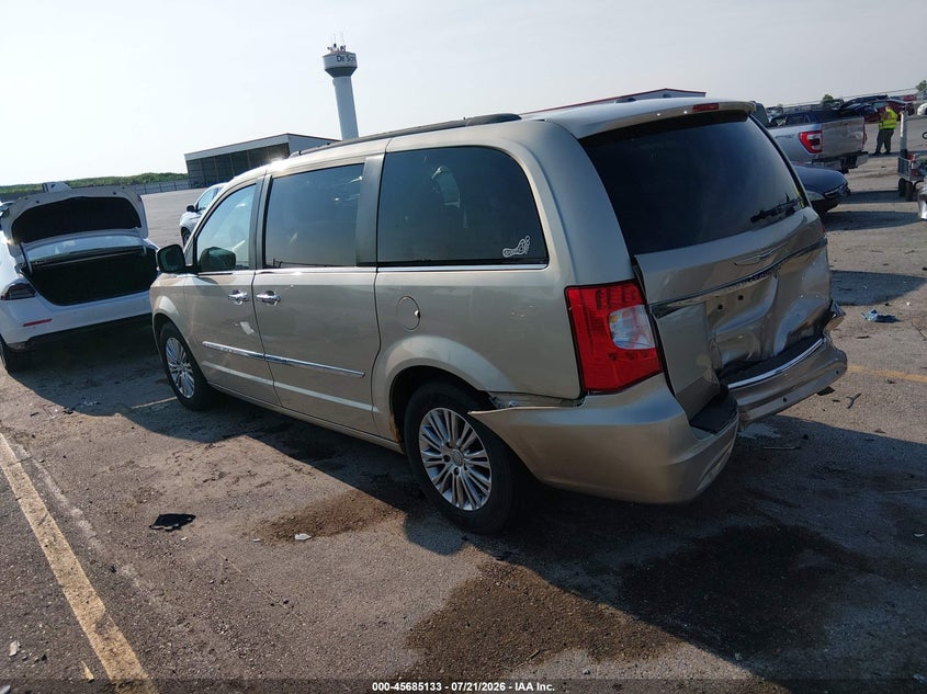 Vin: 2c4rc1cg4dr645839, lot: 46183743, chrysler town & country touring-l 20133