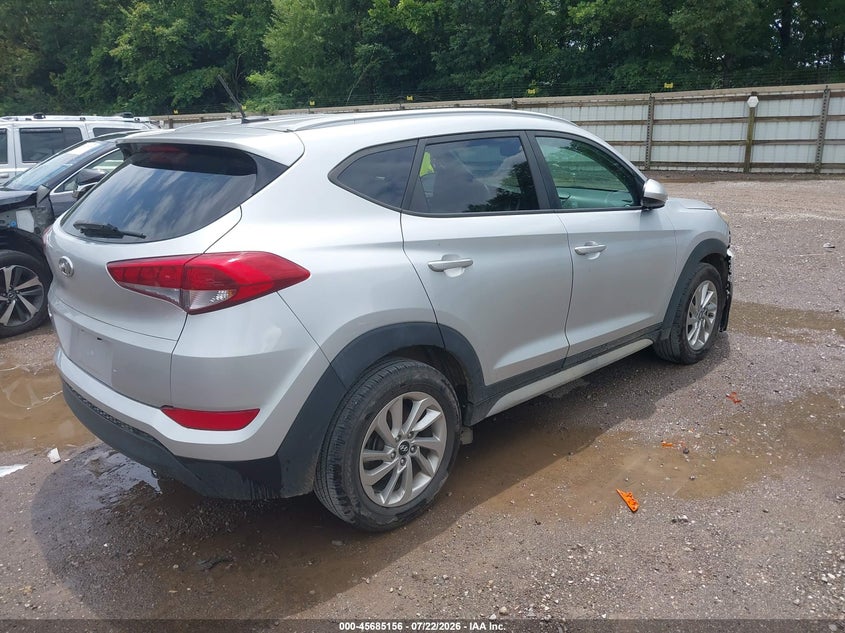 Vin: km8j33a40hu582857, lot: 46183766, hyundai tucson se 20174