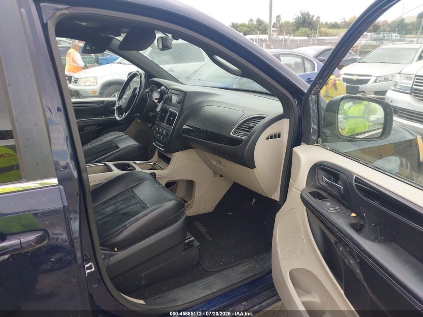 2014 DODGE GRAND CARAVAN auction photo 5