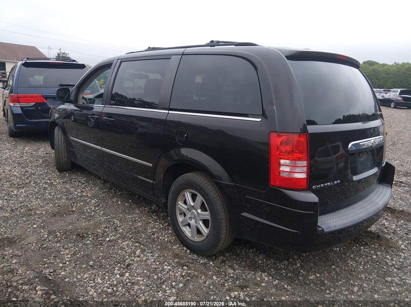 Vin: 2a4rr8d17ar432827, lot: 46183799, chrysler town & country touring plus 20103