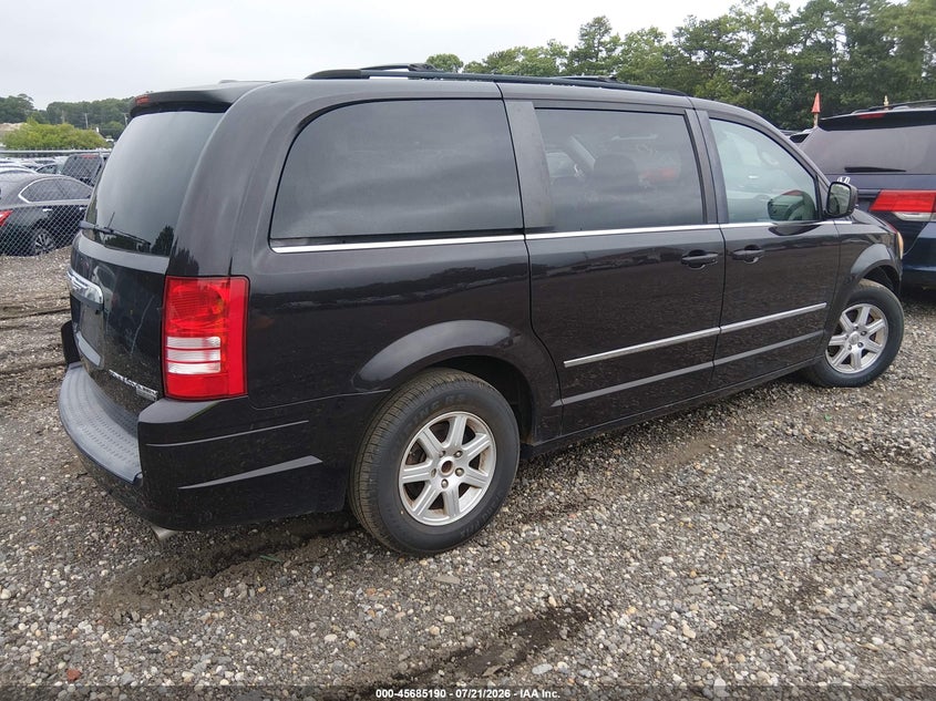Vin: 2a4rr8d17ar432827, lot: 46183799, chrysler town & country touring plus 20104