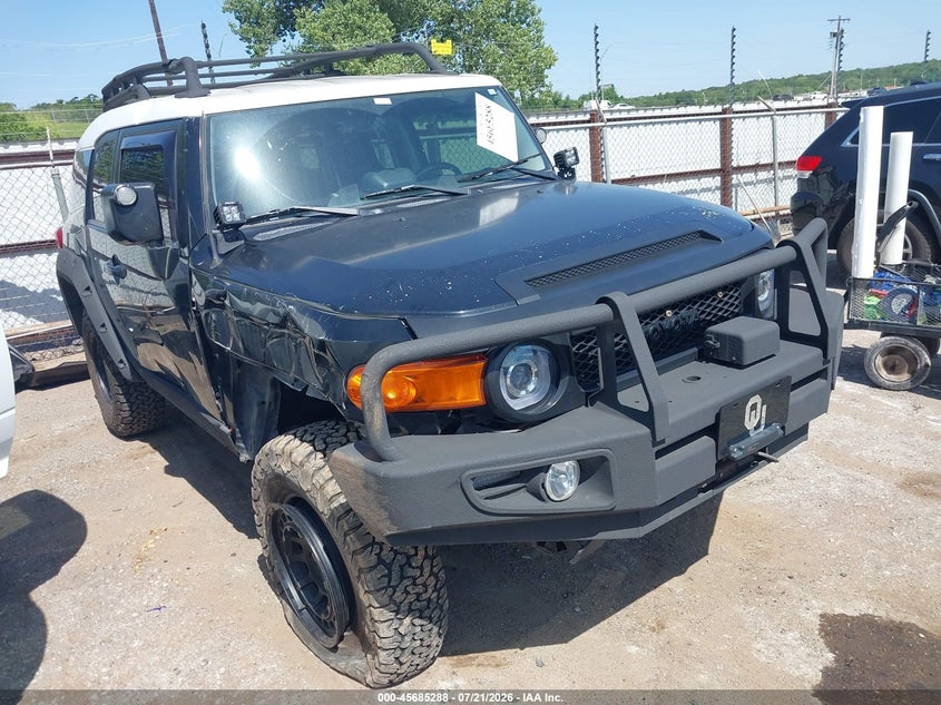 2007 TOYOTA FJ CRUISER