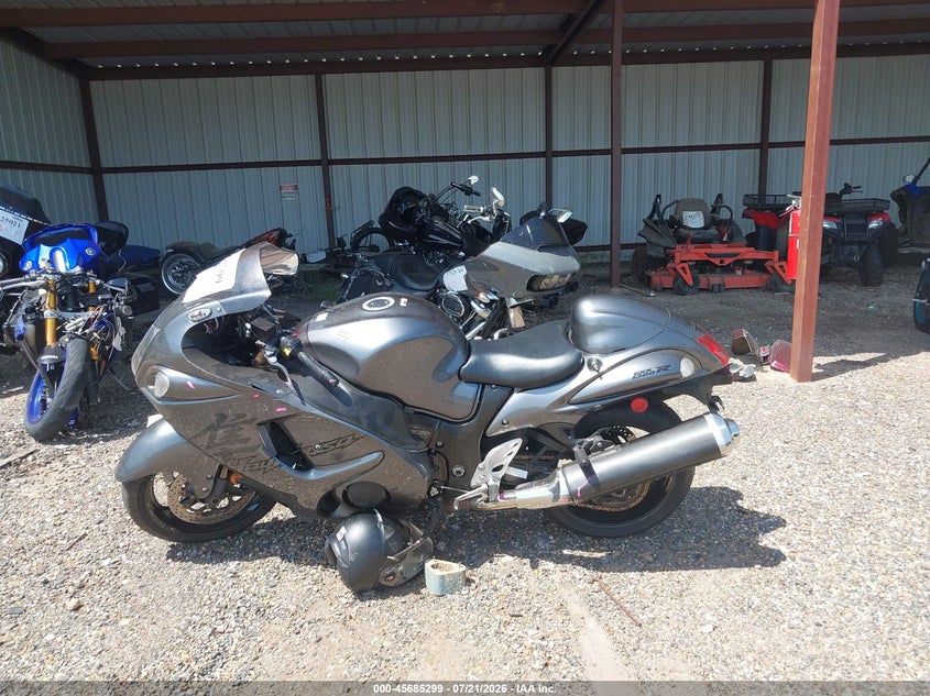 2020 Suzuki Gsx1300 Ra VIN: JS1GX72B3L7100617 Lot: 45685299
