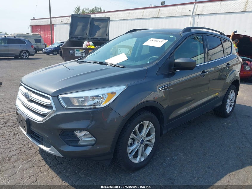 1FMCU0G90JUC63598 2018 Ford Escape Se photo 1
