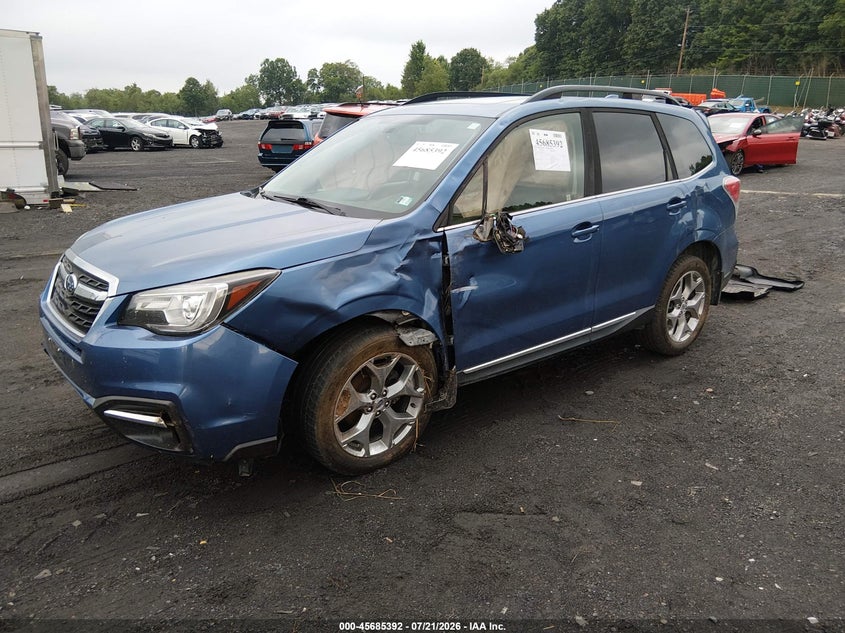 2017 Subaru Forester, Левый бок, IAAI, VIN JF2SJAWC4HH522531 — фото 2