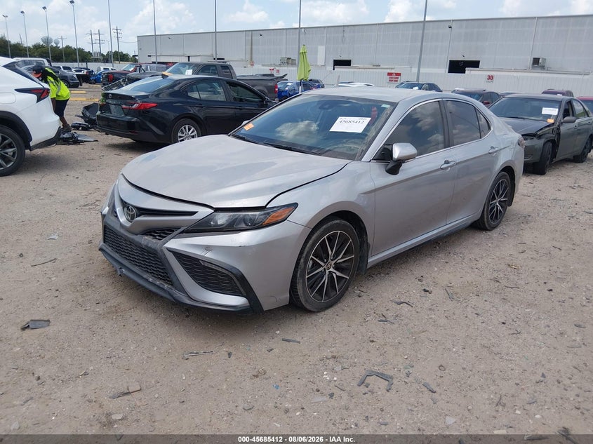 TOYOTA CAMRY - zdjęcie 2