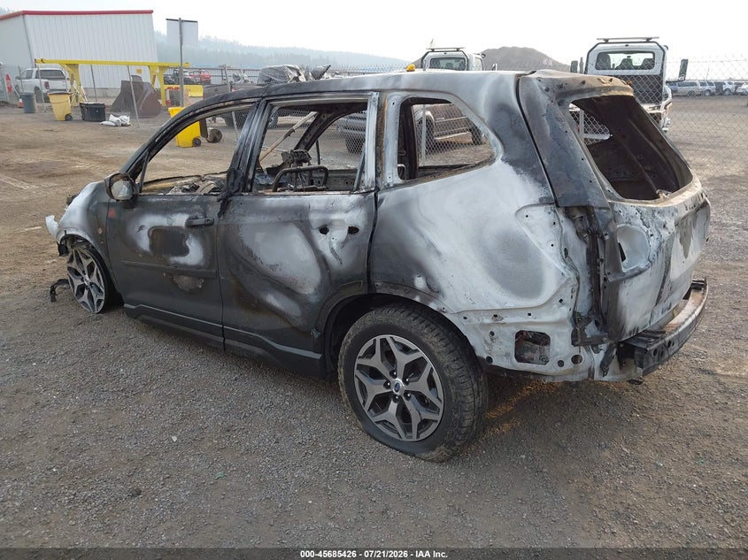 Vin: jf2skaec6nh459734, lot: 46184035, subaru forester premium 20223
