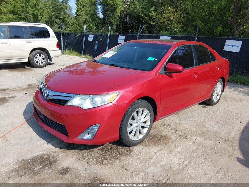 2013 Toyota Camry, Right Side, IAAI, VIN 4T4BF1FK8DR323539 — photo 2