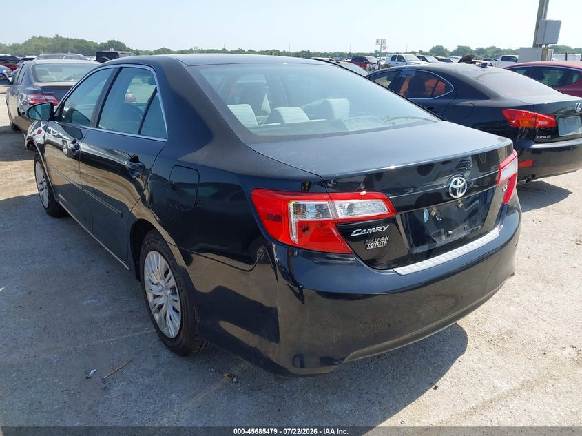 2013 TOYOTA CAMRY auction photo 3