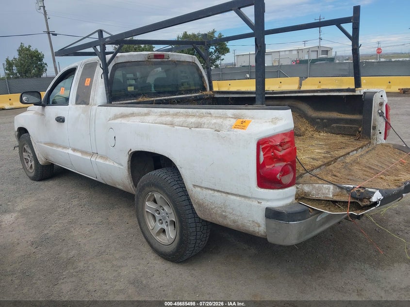 2005 DODGE DAKOTA auction photo 3