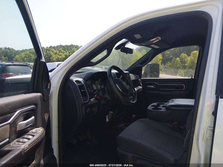 2024 RAM 3500 CHASSIS auction photo 6
