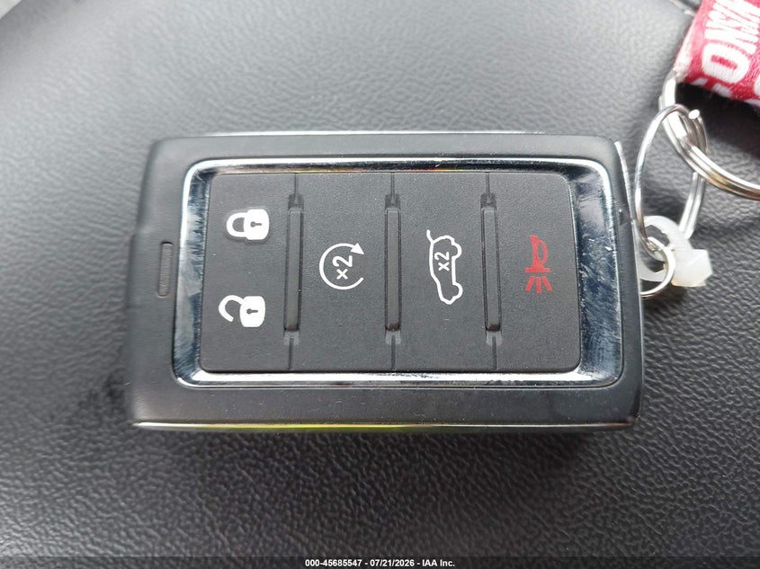 JEEP GRAND CHEROKEE - zdjęcie 11