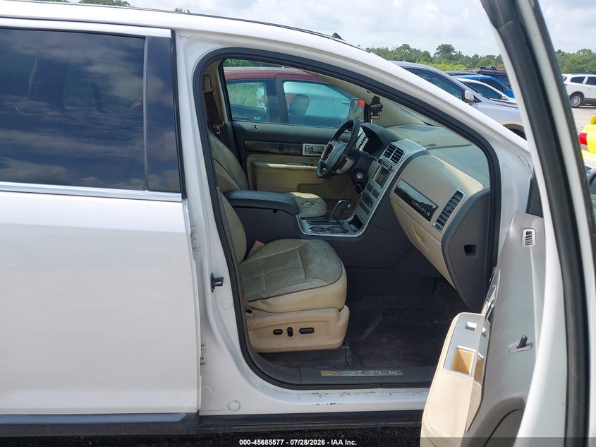 2010 LINCOLN MKX auction photo 5