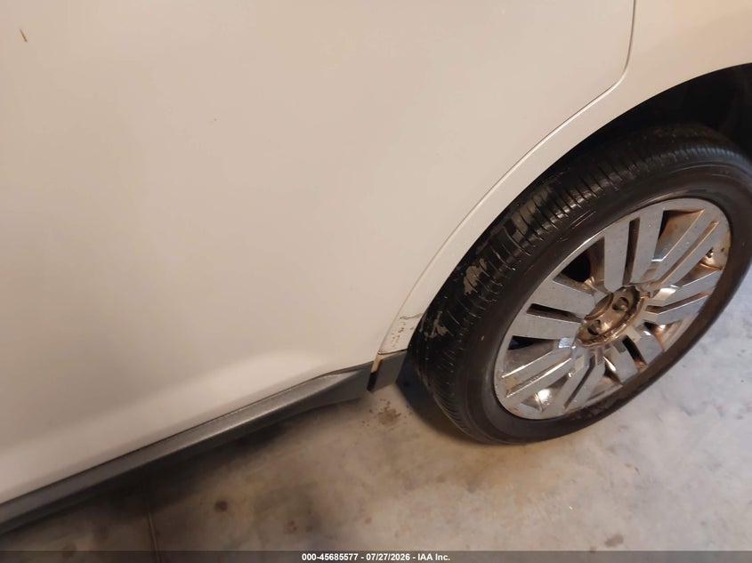 2010 LINCOLN MKX auction photo 6