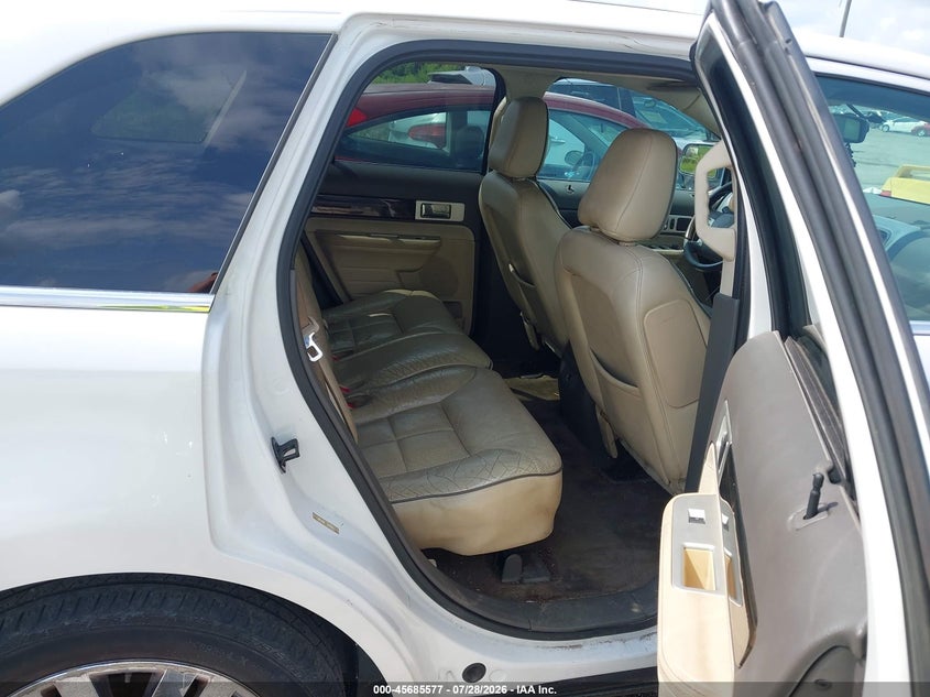 2010 LINCOLN MKX auction photo 8