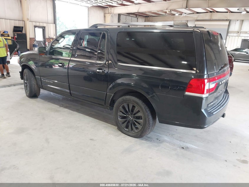 2015 LINCOLN NAVIGATOR L auction photo 3