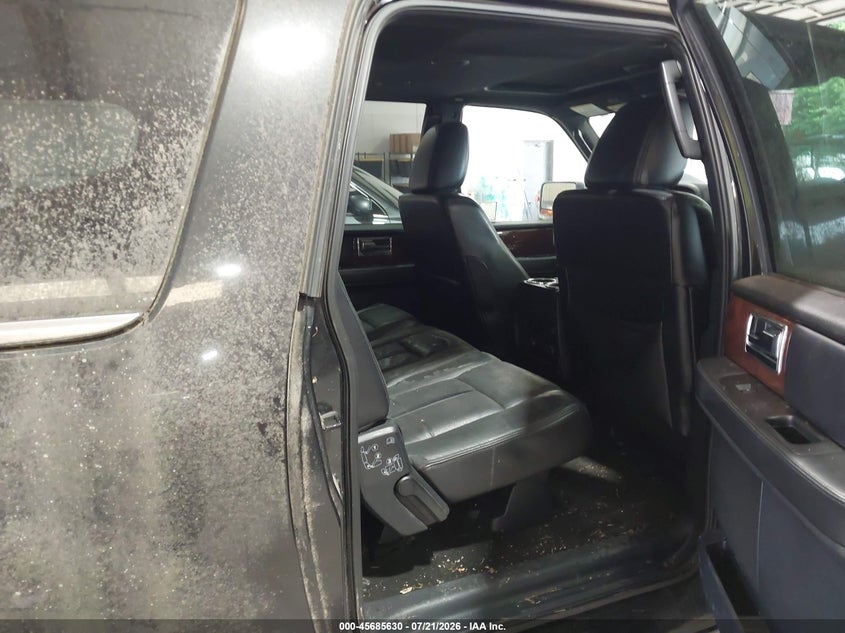 2015 LINCOLN NAVIGATOR L auction photo 8