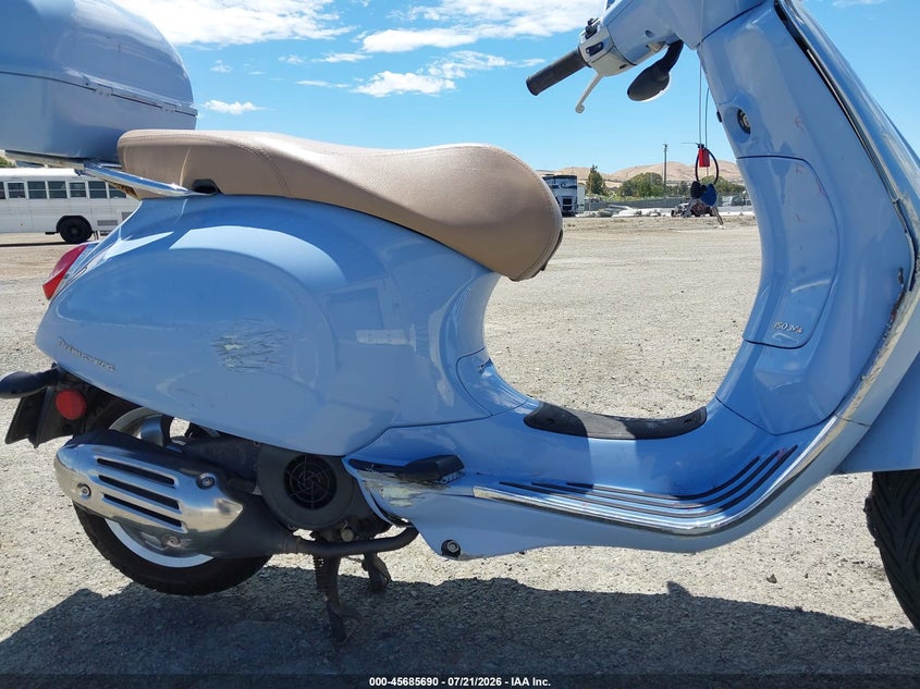 2017 Vespa Sprint 150 3V VIN: ZAPM818G2H5700486 Lot: 45685690
