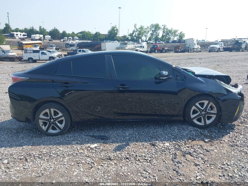 TOYOTA PRIUS - zdjęcie 13