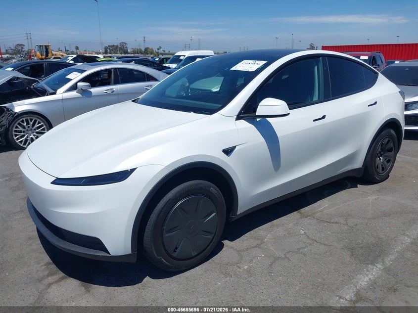 2026 Tesla Model Y, Right Side, IAAI, VIN 7SAYGDED8TA705815 — photo 2