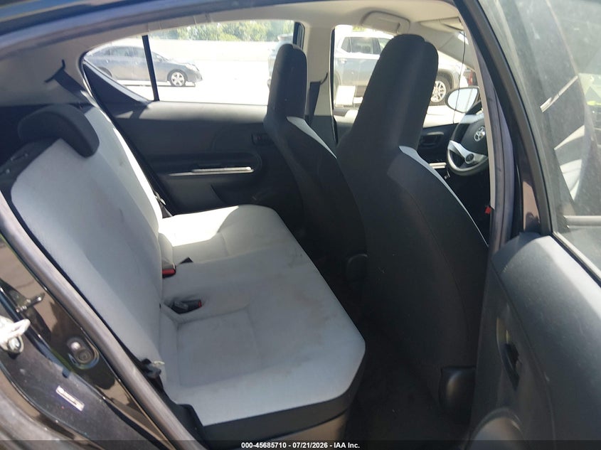 2015 Toyota Prius C One VIN: JTDKDTB34F1102068 Lot: 45685710
