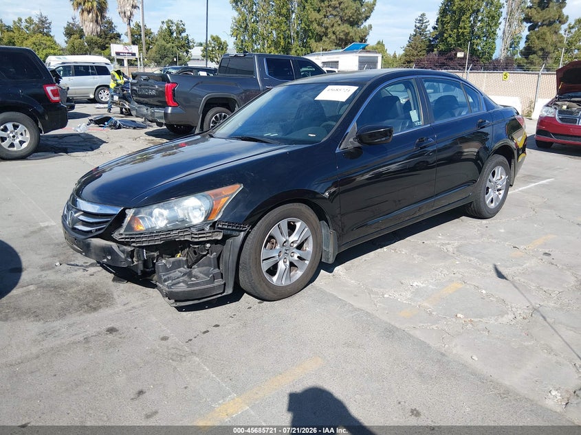 2012 Honda Accord, Normal Wear & Tear, IAAI, VIN 1HGCP2F67CA158495 — photo 2