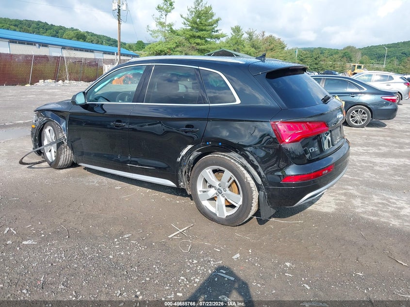 Vin: wa1bnafy2j2055837, lot: 46184375, audi q5 2.0t premium/2.0t tech premium 20183