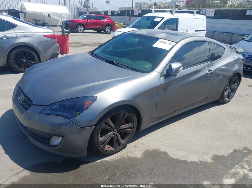 2010 HYUNDAI GENESIS auction photo 2