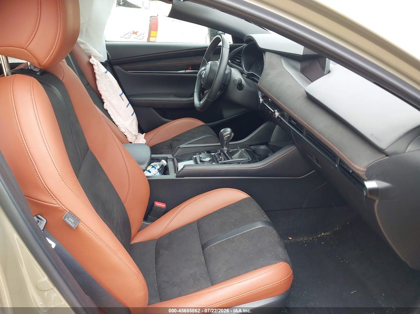 MAZDA MAZDA3 2024 VIN JM1BPBYYXR1708225