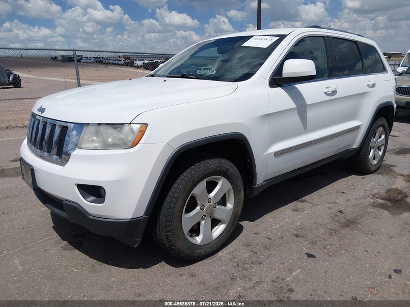 2013 Jeep Grand Cherokee Laredo VIN: 1C4RJFAT3DC571406 Lot: 45685878