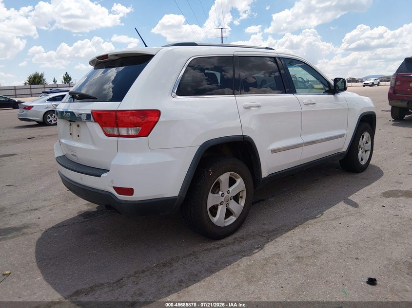 2013 Jeep Grand Cherokee Laredo VIN: 1C4RJFAT3DC571406 Lot: 45685878