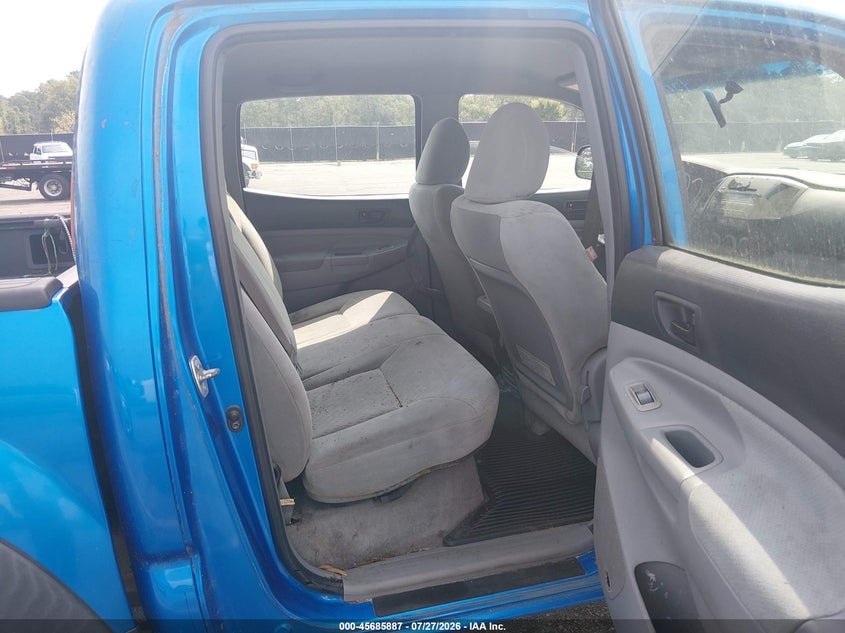 2009 TOYOTA TACOMA auction photo 8