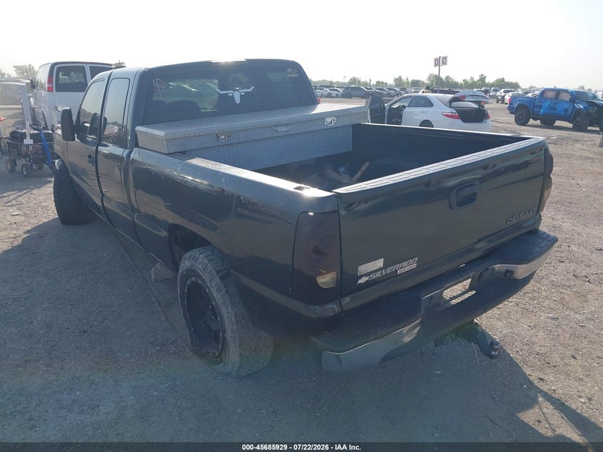2005 CHEVROLET SILVERADO 1500 auction photo 3