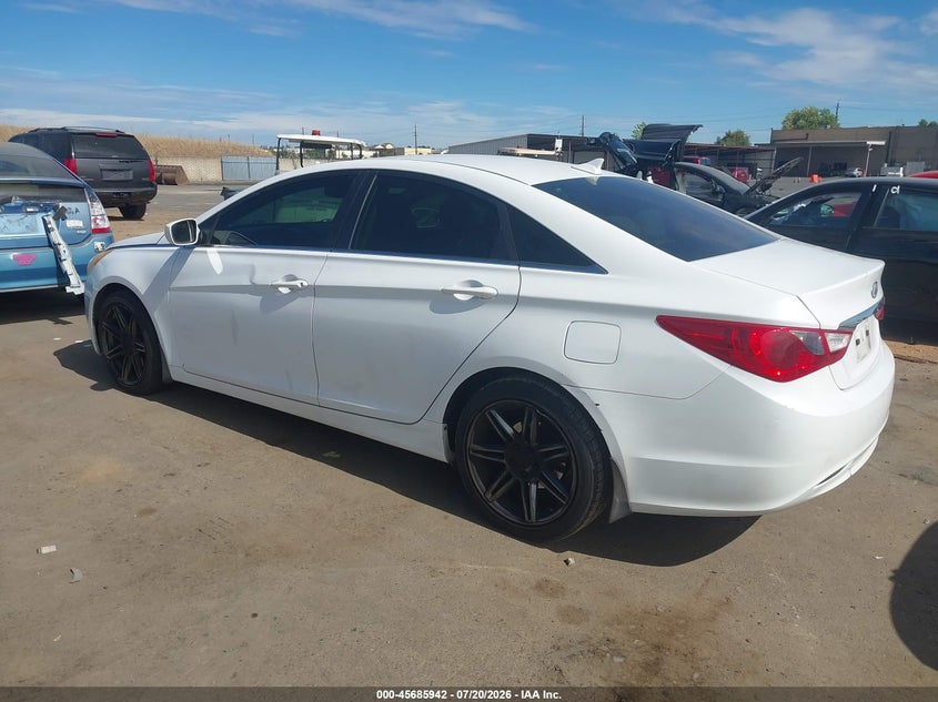 2011 HYUNDAI SONATA auction photo 3