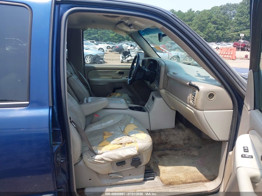 2002 GMC YUKON XL 1500 auction photo 5