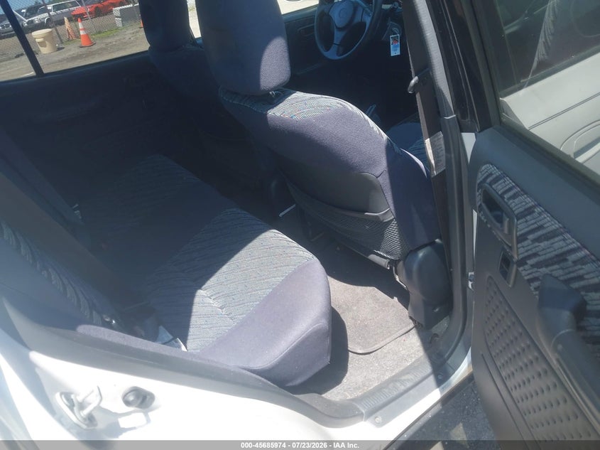 1999 TOYOTA RAV4 auction photo 8