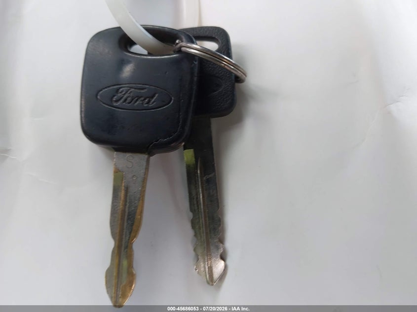 1999 Ford Explorer Sport VIN: 1FMYU22E8XUC78753 Lot: 45686053