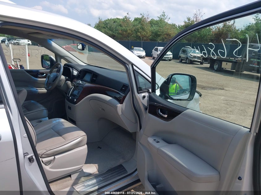 2011 NISSAN QUEST auction photo 5